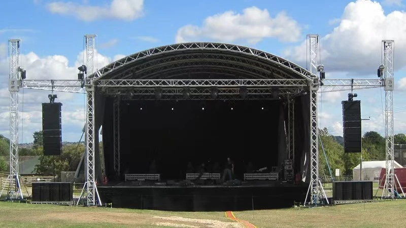 Elevador de escenario hidr&aacute;ulico resistente al viento personalizado para el festival de m&uacute;sica al ai